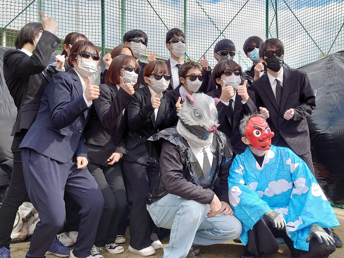 staff_01.jpg
